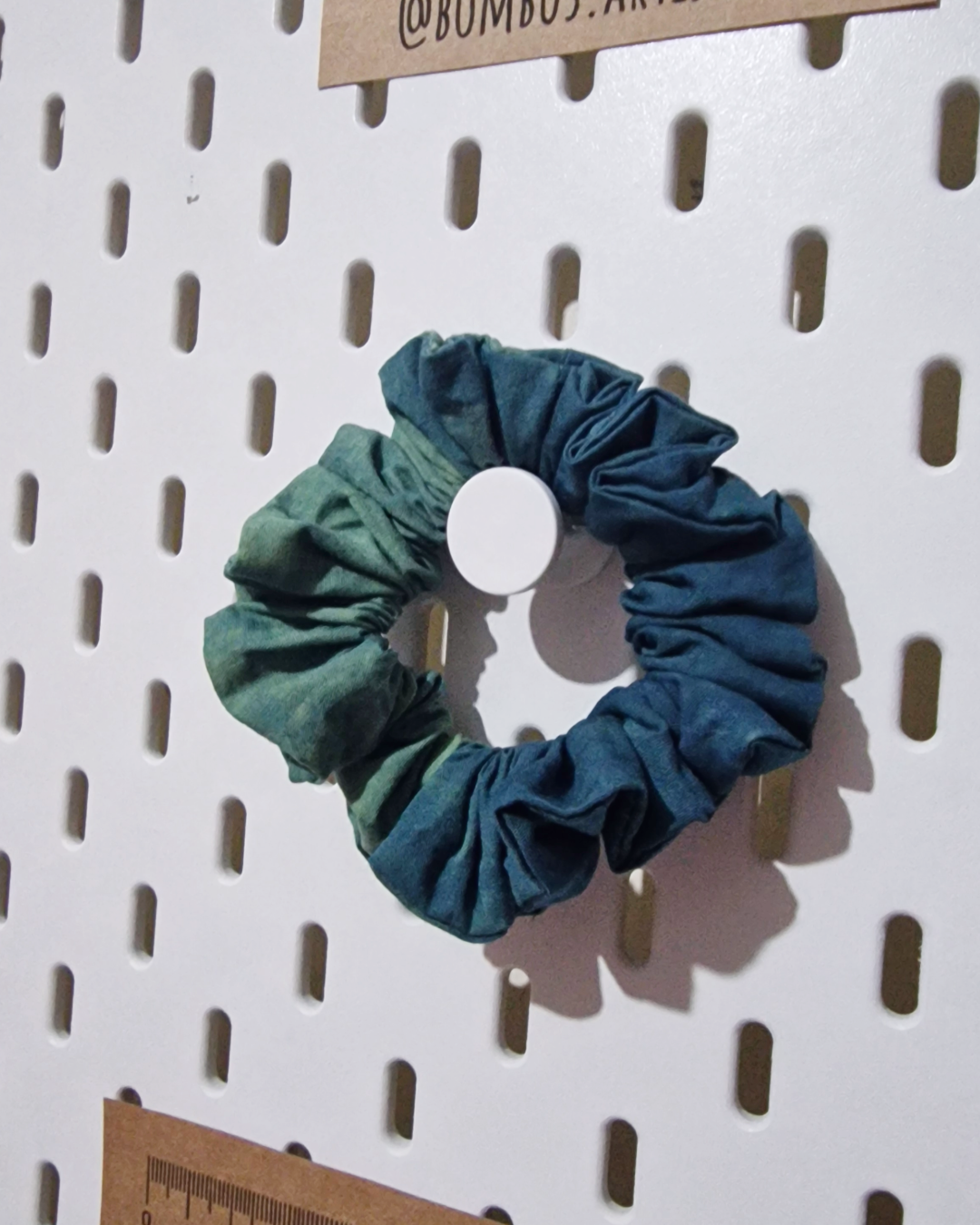 Hair Scrunchie: Naturally Dyed Green (Skinny)